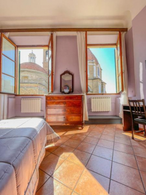 Гостиница Emerald Palace Family Hostel  Флоренция
